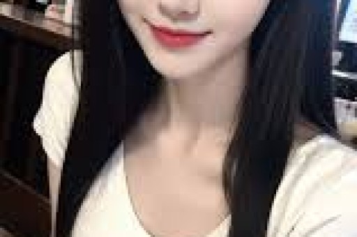 他被谢霆锋打成重伤发妻6次流产后离婚如今69岁现况如何？
